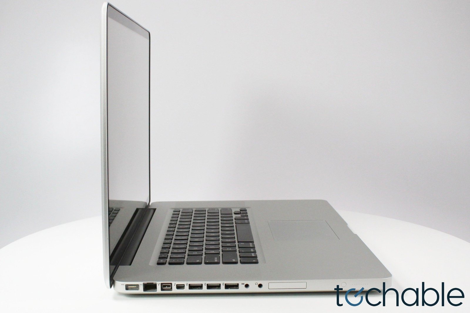 Apple Macbook Pro 2010 17-Inch - Image 3